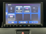 スマートフォンのような操作感の静電式タッチパネル。