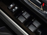 電動格納式ドアミラー・パワーウインドウを装備しています。