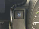 パノラミックビューモニター付きです。車両を上から見たような映像をディスプレイオーディオ画面に表示。運転席からの目視だけでは見にくい、車両周辺の状況をリアルタイムでしっかり確認できます。