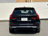北欧流のラグジュアリーを体現したXC60。伝統的なスカンジナビアン・デザインを継承しながら、躍動感にあふれ優雅な雰囲気を身にまとう、新しい潮流を具現化したスタイリングです。