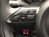 【ステアリングスイッチ】左です。ハンドルから手を離さず、運転に集中したまま手元でオーディオ操作等ができます。
