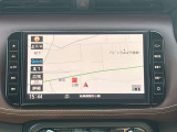 日産純正9インチメモリーナビ(MM323D-L)装備、NissanConnectサービス対応、オペレーター通話や音声対話検索、スマホアプリと連動などに対応した高機能ナビ。
