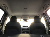 天井も綺麗です☆私は中古車を見るときに天井を良く見るようにしています☆ここが綺麗な車は車内が綺麗なことが多いです☆
