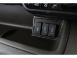 スマートフォンなどの音楽再生が可能なUSB接続ジャック装備車両です♪♪♪