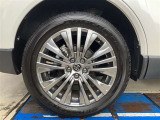 純正アルミホイール。225/55R19