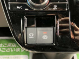 ダイハツディーラーでは「ダイハツ認定U-CAR」という基準を設け、車選びに詳しくないお客様でも「安心して選べる」をご提供しています。