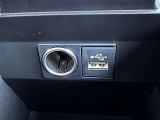 アクセサリーソケットが装備されています!