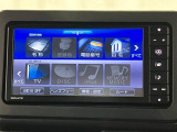 【ナビ】 遠出も安心♪音楽やテレビなどの機能も充実しています。