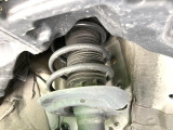 お車を安心してお乗りいただく為には、足回りの定期点検が欠かせません。サービスサポート(有償保証)では無料点検もご提供しており、安心のカーライフをお過ごしいただけるサポート体制が整っています。