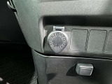 シガーソケット用の充電器が使用可能です!