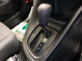 低・中速域のトルクが充実した1.0Lエンジンを搭載しています。街中で扱いやすく軽快な走りが楽しめます。