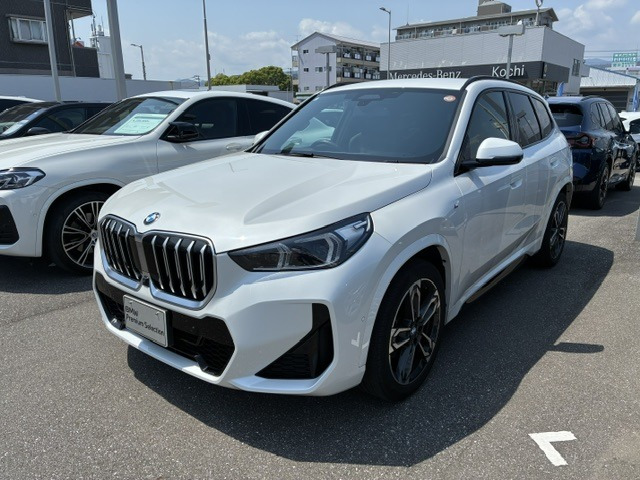X1 xドライブ 20i Mスポーツ DCT 4WD 