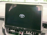【コネクティッドナビ対応10.5型DA】高級感とインパクトのある大画面ナビを装備。各種オーディオ操作はもちろん、スマホ連携もできる利便性の高いナビです♪