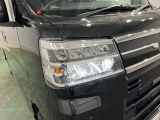 LEDヘッドライトで夜間の運転も安心ですね