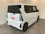 お客様にぴったりなおクルマをお選びいただけますように様々な展示車をご用意致しております!ダイハツの軽自動車だけではなく、他メーカー車やコンパクトカー・ミニバンなども数多く取り揃えております!