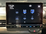 メモリーインターナビ付いています。スマートフォンとの連動も可能です。