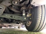 お車を安心してお乗りいただく為には、足回りの定期点検が欠かせません。サービスサポート(有償保証)では無料点検もご提供しており、安心のカーライフをお過ごしいただけるサポート体制が整っています。