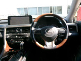 ご購入の車両には、ご納車前に室内の除菌・消臭を施行いたします。※ただし、すべての臭いを消臭できるわけではございませんので、あらかじめご了承ください。