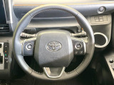 【ステアリングスイッチ】運転中、前方から目線をそらすことなく、オーディオ等の操作が可能な便利機能!安心&快適なドライブを演出してくれます♪