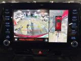 ディスプレイオーディオやカーナビは、現代のドライブにおいて欠かせない装備のひとつです。初めての場所でも迷いにくく、快適なルート案内で運転をサポートします。移動中のエンターテインメント性も高まります。