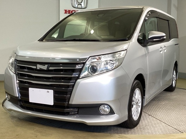 トヨタ ノア 