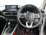 運転席廻りです。