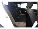 リアシートも広々とご利用頂けます。お車詳細や展示状況はフリーダイヤル(0078-6002-498412)またはBPS城東鶴見06-6933-6600迄お気軽にお問合せ下さい。