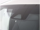 サポカーは、高齢運転者を含めたすべてのドライバーによる交通事故の発生防止・被害軽減対策の一環として、国が推奨する新しい自動車安全コンセプトです。詳しくは販売店スタッフまでおたずねください。