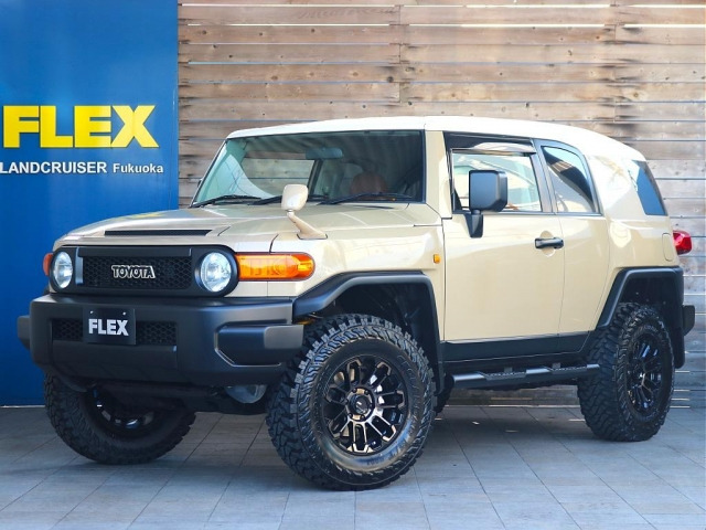 トヨタ FJクルーザー 
