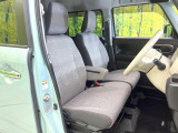 運転席シート廻りは使用感も少なく、良好な状態となっています。丁寧に使われていたことがよくわかりますね。