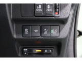 ホンダセンシング搭載!誤発進抑制機能・路外逸脱抑制機能・歩行者事故低減ステアリング・車線維持支援システム・先進車発進お知らせ機能など多彩な先進安全機能でより安全で快適なドライブを支援します。