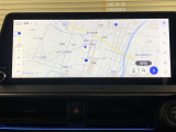 充実のオーディオ&ビジュアル機能にセンター通信型コネクティッドナビと車載ナビ機能も搭載。詳細は販売店スタッフまでおたずねください。