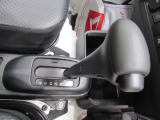 ダイハツディーラーでは「ダイハツ認定中古車」という基準を設け、車選びに詳しくないお客様でも「安心して選べる」をご提供しています。