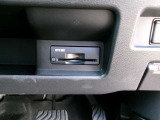 ETC車載器が付いています。高速道路の料金所をノンストップで通過!
