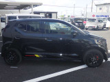 国の指定を受けた自社工場で、整備士が車検と点検整備を行っております。