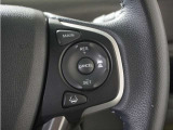 ◆アダプティブクルーズコントロール◆予め設定した車速内でクルマが自動的に加減速。前走車との適切な車間距離を維持しながら追従走行します。【LKAS】車線維持支援システムでステアリング操作を支援。
