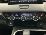 Wエアコン付きです!運転席・助手席それぞれ快適な車内でお過ごしいただけます。寒い時期には嬉しいシートヒーター付きです!