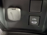 アクセサリーソケットが装備されています!