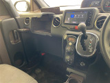 【 オートエアコン 】車内温度を感知して自動で温度調整をしてくれるのでいつでも快適な車内空間を創り上げます!