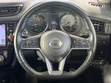 【ステアリングスイッチ】運転中、前方から目線をそらすことなく、オーディオ等の操作が可能な便利機能!安心&快適なドライブを演出してくれます♪
