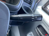 トンネル進入時や暗くなれば自動で点灯するオートライト機能付き。