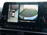 アラウンドビューモニターが付いていますのでバックも縦列駐車にも便利です。