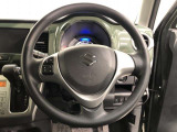 ハンドルは車を運転する上で、ずっと握っている重要なパーツです。手にフィットする物がいいですよね♪