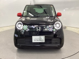 お客様に安全で快適なカーライフをお送りいただくために、中古車にも高いレベルの品質基準を設け、その基準に従って、全ての中古車について納車前整備を実施しています。