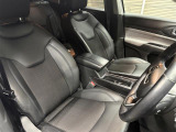 ◆LIBERALAは、輸入車選びの新たなスタイルを提案するインポート・セレクト・ブランドです。オーナー様となる方がクルマから直接感じる感性を第一にした、最良の一台との出会いをコーディネートいたします。