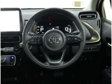 各操作スイッチなどもハンドルから手を放すことなく操作可能で安全運転に支援いたします!