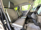 運転席シート廻りは使用感も少なく、良好な状態となっています。丁寧に使われていたことがよくわかりますね。