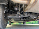 お車を安心してお乗りいただく為には、足回りの定期点検が欠かせません。サービスサポート(有償保証)では無料点検もご提供しており、安心のカーライフをお過ごしいただけるサポート体制が整っています。