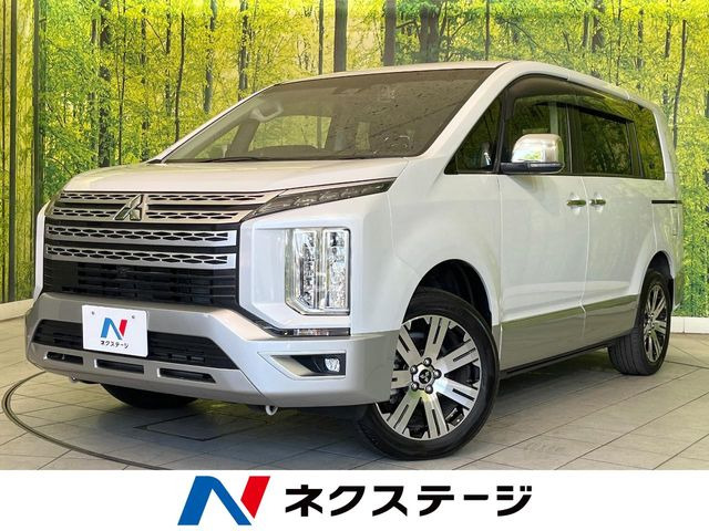 三菱 デリカD:5 