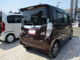 ☆プライバシーガラス☆お肌や髪へのダメージを軽減します☆近年は日差しがきついですから☆